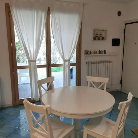 Borgo Dei Fiori Piano Terra Vista Piscina Apartment *